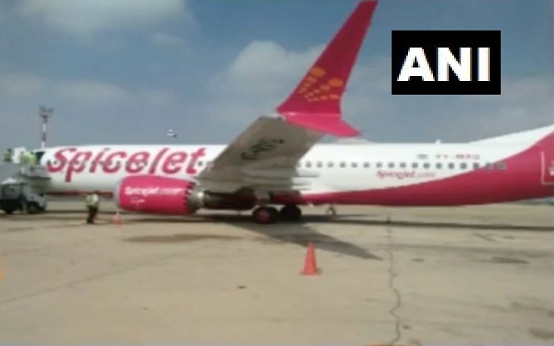 SpiceJet flight to Dubai landed in Pakistan due to a defect