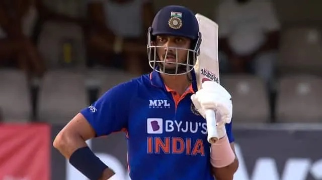 axar-patel-broke-dhonis-17-year-old-record