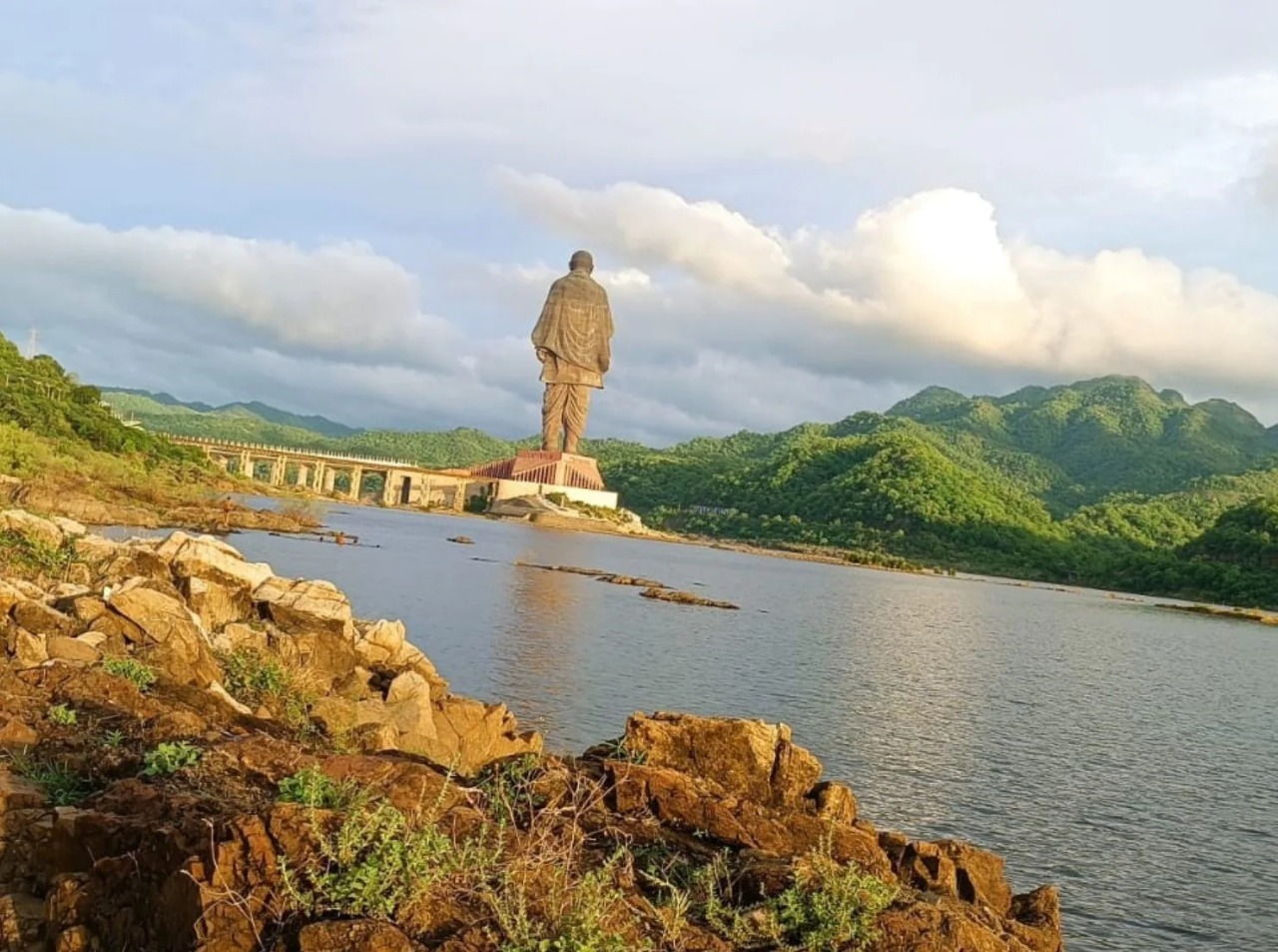 statue-of-unity-narmada-beauty-after-rain