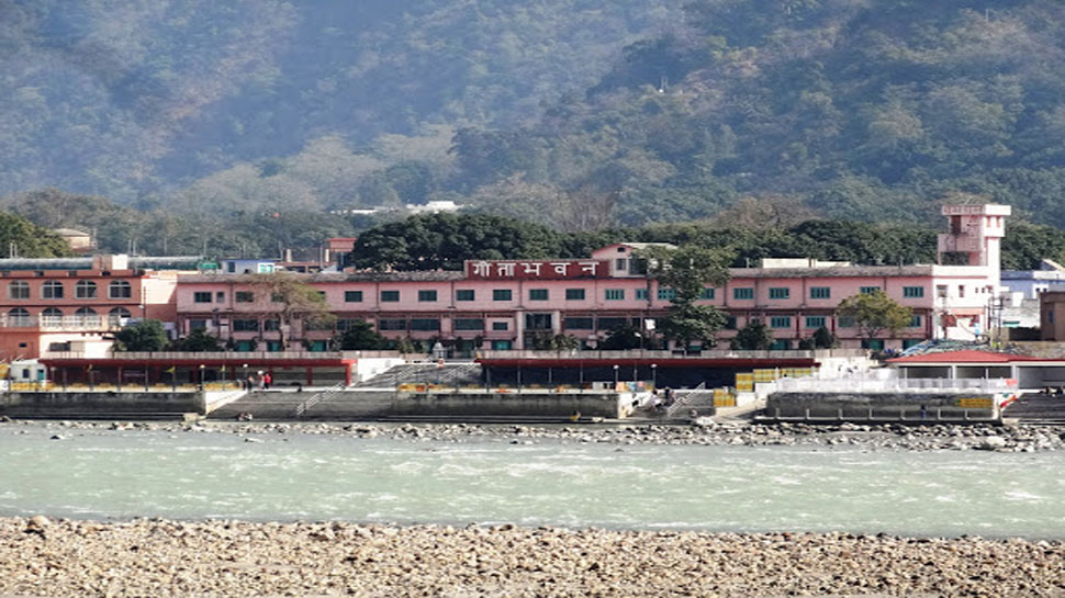 india-free-of-cost-ashram-stay-with-good-quality-food-and-easy-to-explore