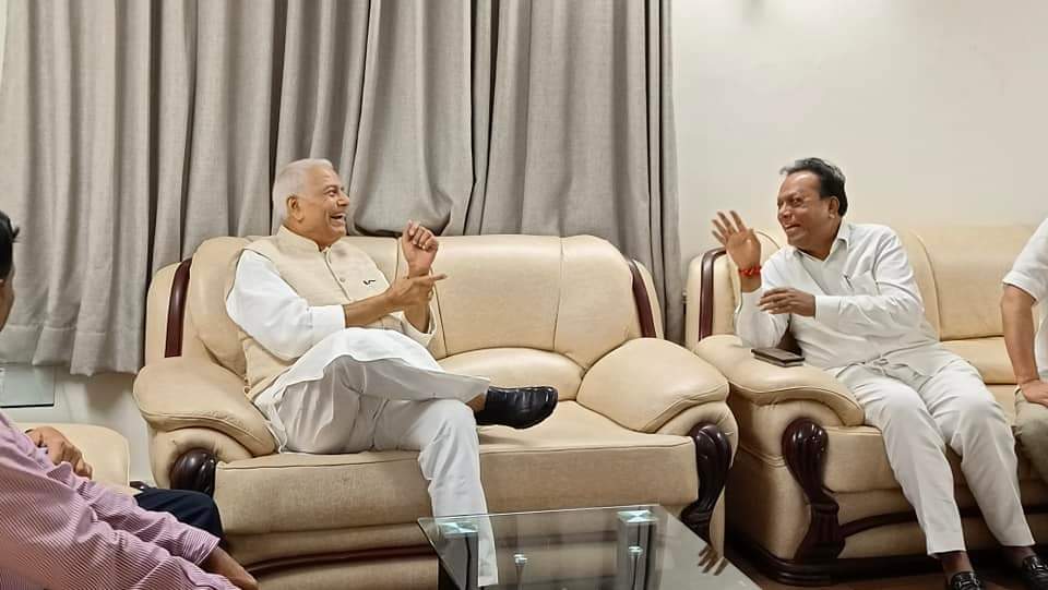 opposition-presidential-candidate-yashwant-sinha-visits-gujarat-interview-with-congress-leaders