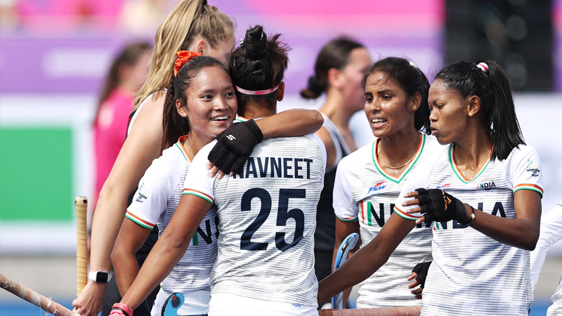 in-commonwealth-games-neetu-ghanghase-and-amir-won-gold-in-boxing