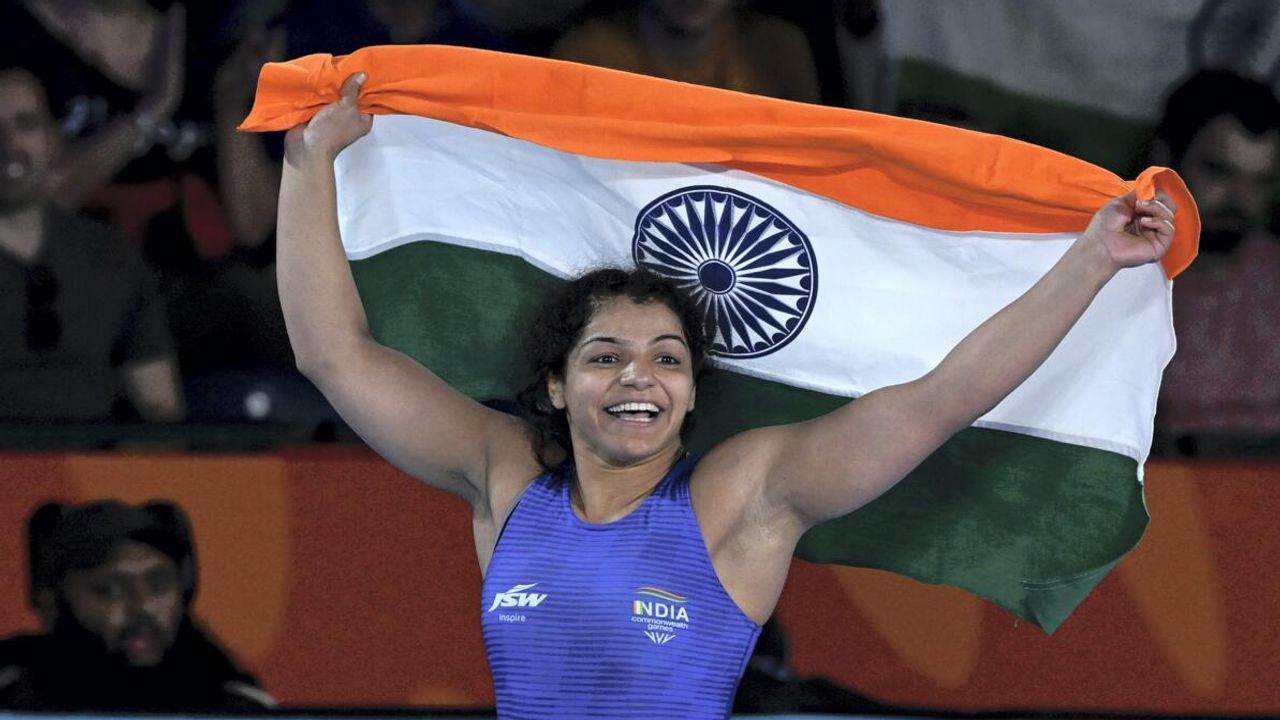 indian-wrestlers-enters-into-final-of-commonwealth-games-in-wrestling