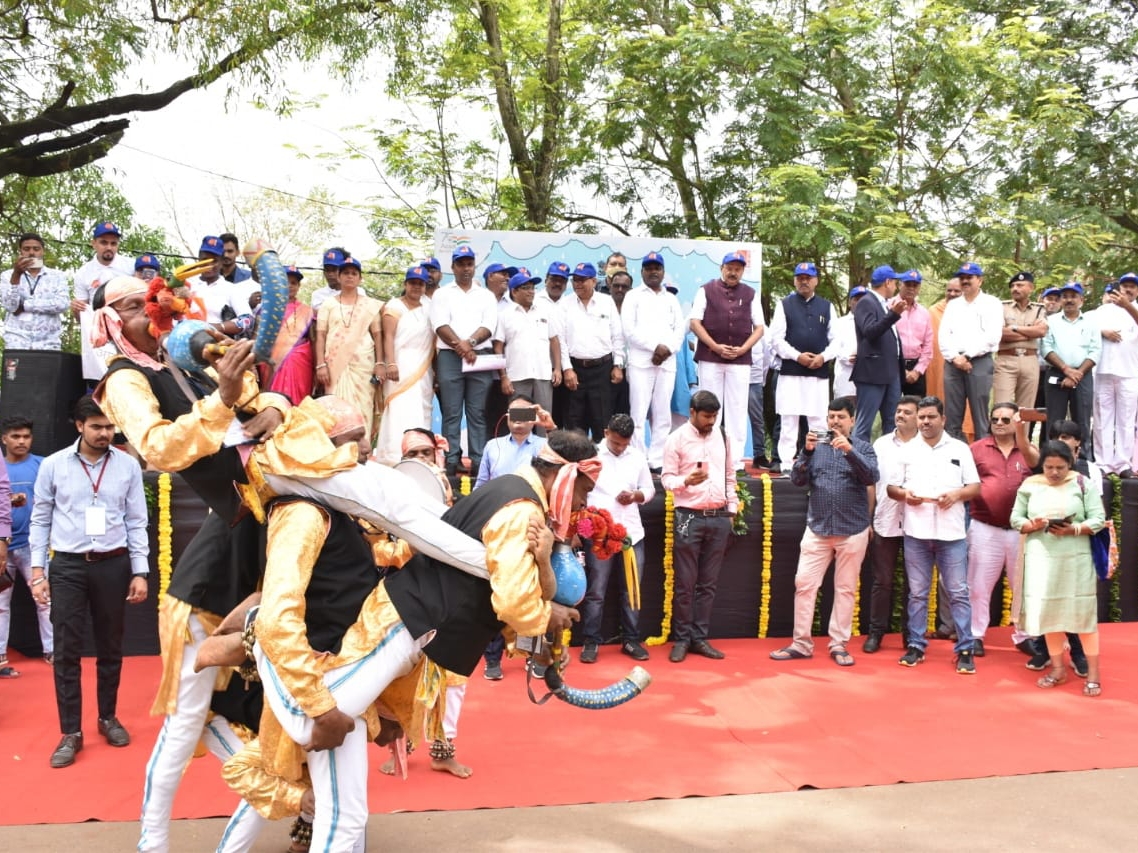 this-beautiful-place-near-surat-in-august