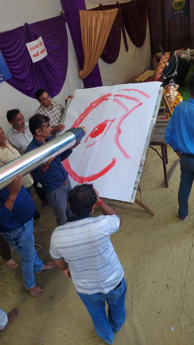 World record will be made in Jamnagar Ganesh Pandal! The world's longest marker pen made