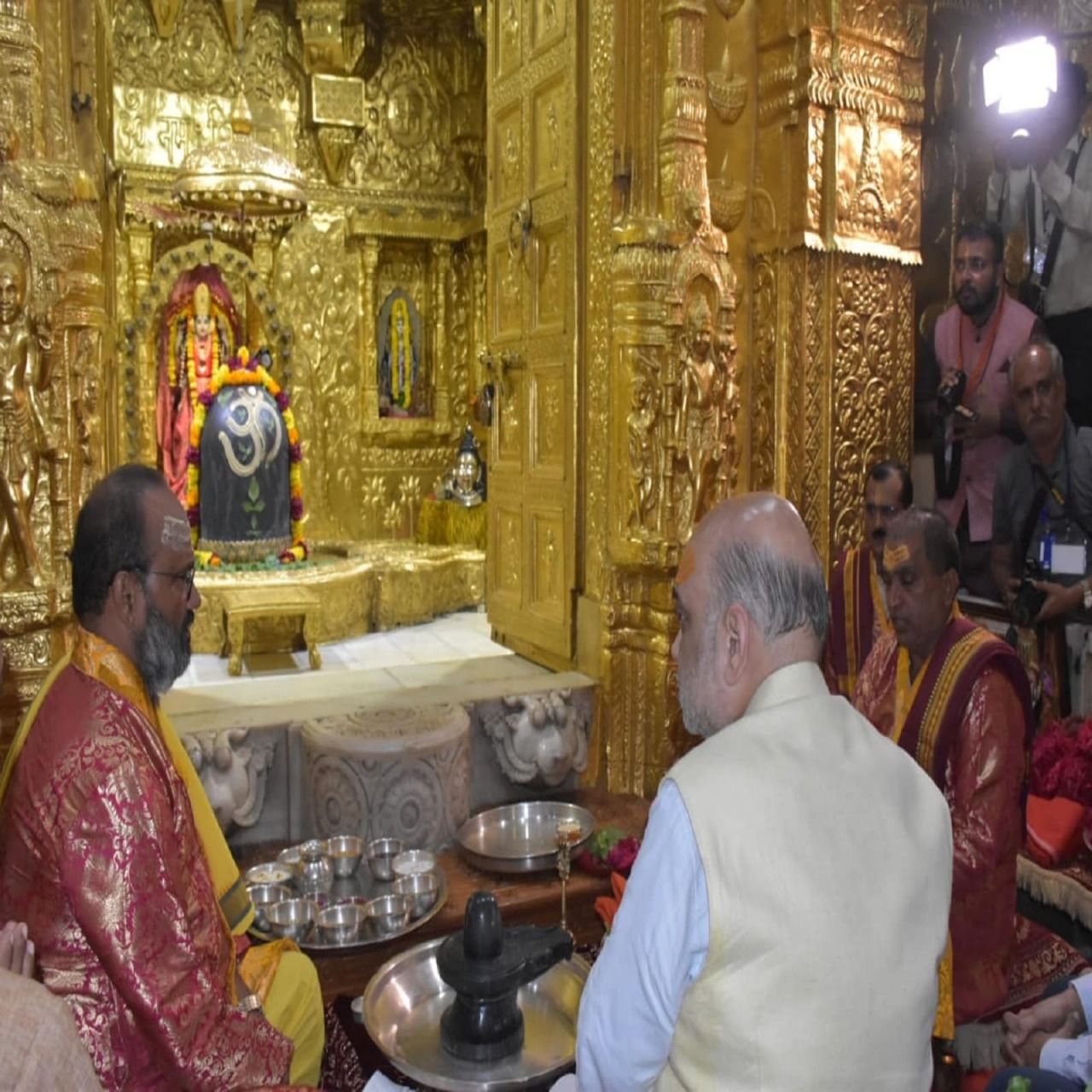 Hanuman statue unveiled by Amit Shah at first Jyotirlinga Somnath
