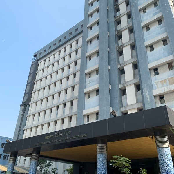 Name of LG Medical College of Ahmedabad! The new name was given as Narendra Modi Medical College