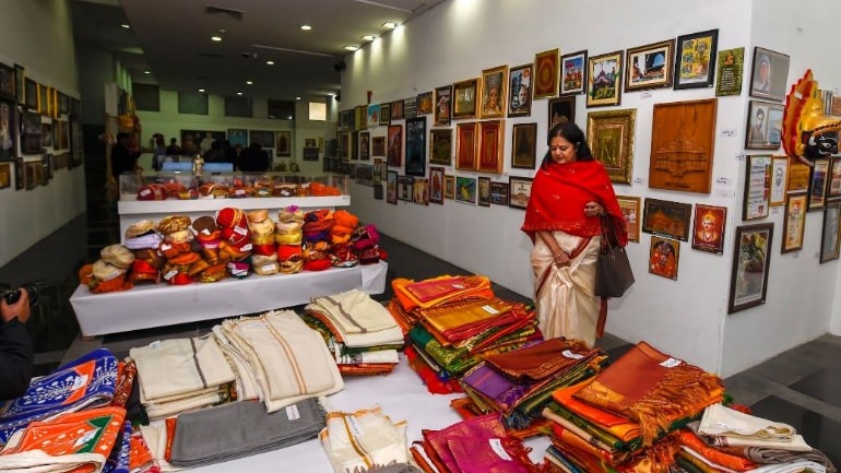 More than 1200 gifts received by Prime Minister Modi will be e-auctioned from today!