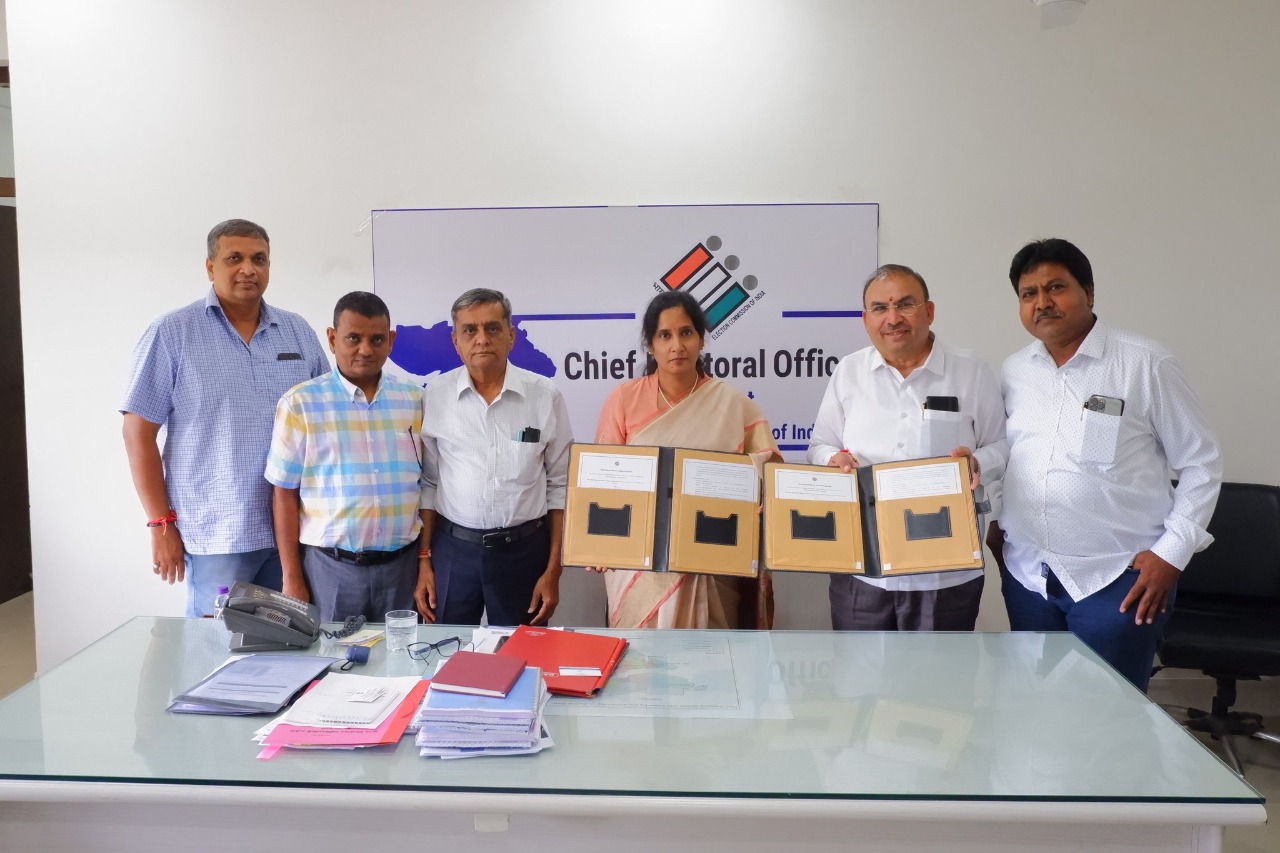 Election Commission has signed MoU with Gujarat Chemist to increase voting awareness and voting will be promoted from medical stores