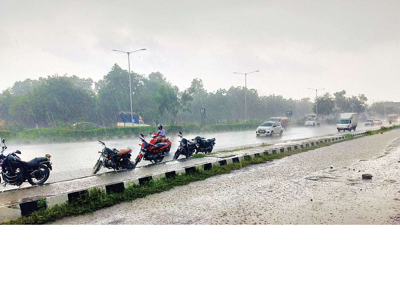 Scattered rain is once again predicted in Gujarat! Find out where you ate today