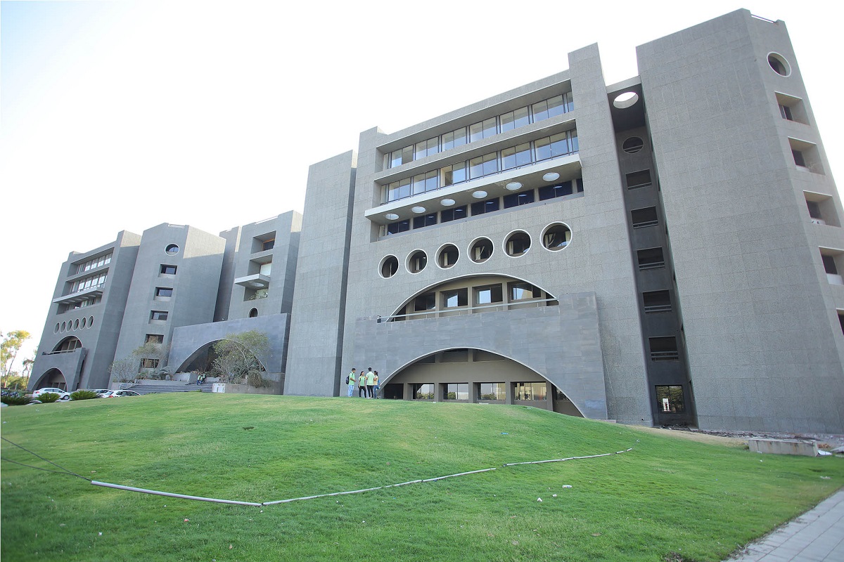 Rajkot Marwari University stigma again! A brush-pencil was applied to the student along with Hevaniyat, honey on the anus, sanitizer