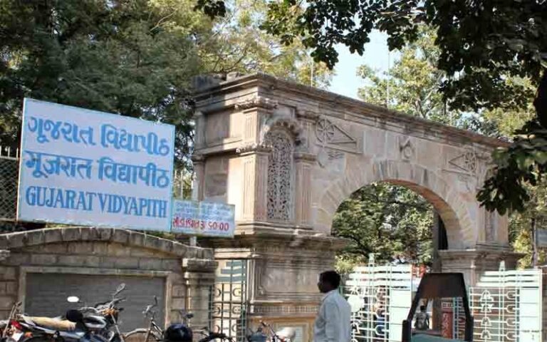 Finally, the resignation of Gujarat Vidyapeeth Chancellor Ilaben Bhatt was accepted! Acharya Devvrat can take charge of the new Chancellor