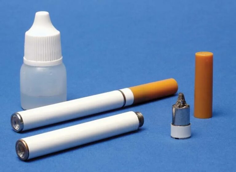 Customs department seized thousands of banned e-cigarettes from Kandla