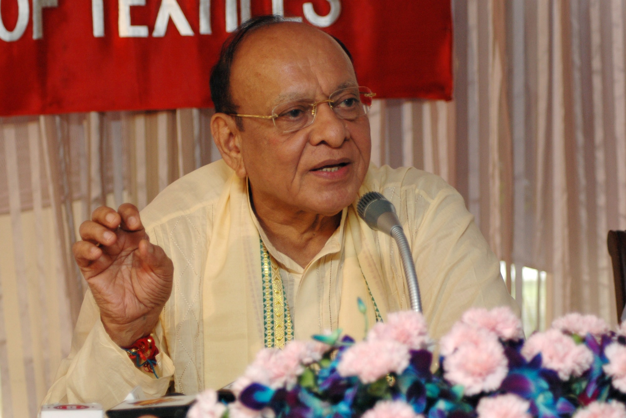 Shankar Singh Vaghela can re-enter the Congress! A meeting was held between Raghu Sharma and Shankar Singh Vaghela