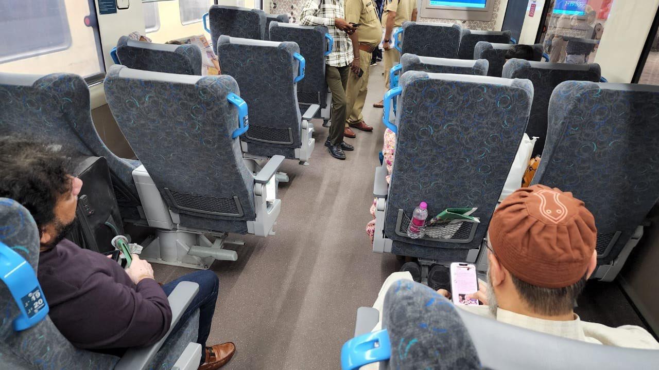 Stones were thrown at Asaduddin Owaisi while traveling by train from Ahmedabad to Surat