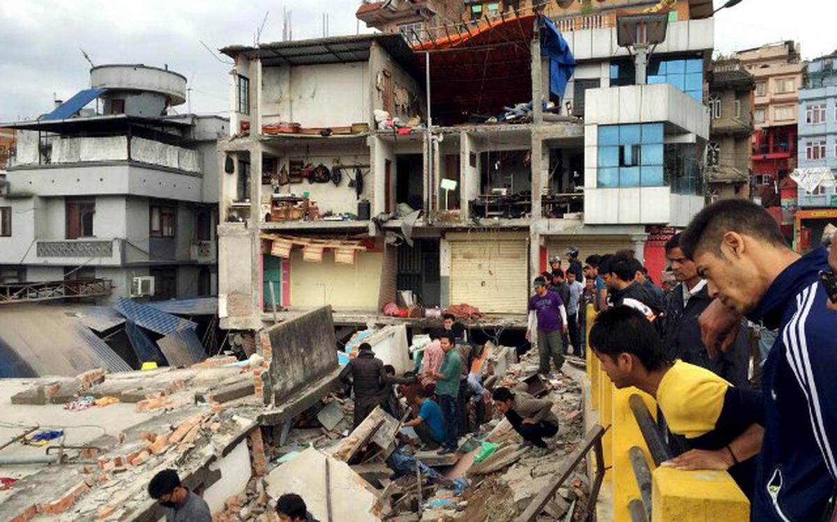 Many areas of North India including Delhi-UP-Uttarakhand shook! 6 dead including 4 children in Nepal due to earthquake