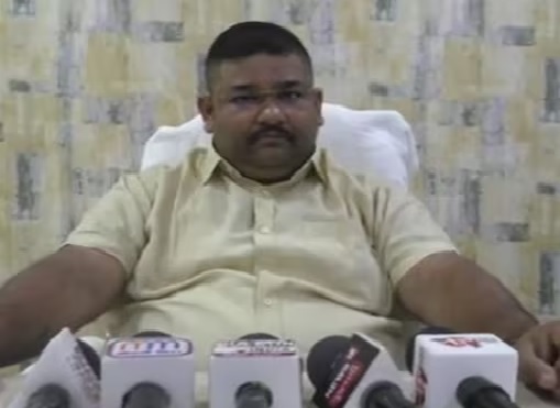 Biggest action in Morbi bridge disaster! The chief officer of the municipality was suspended