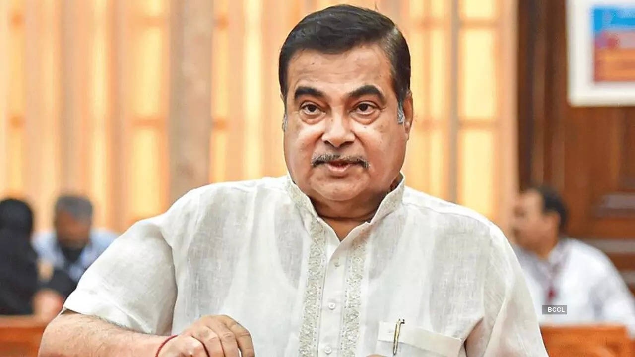 Nitin Gadkari apologized to people from the stage! You will also be shocked to know the reason