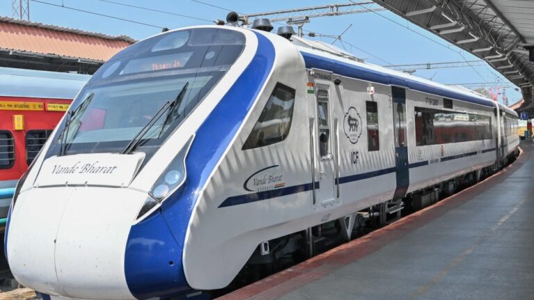 400-vande-bharat-trains-with-sleeper-coaches-will-be-announced-in-the-budget-know-when-will-the-first-bullet-train