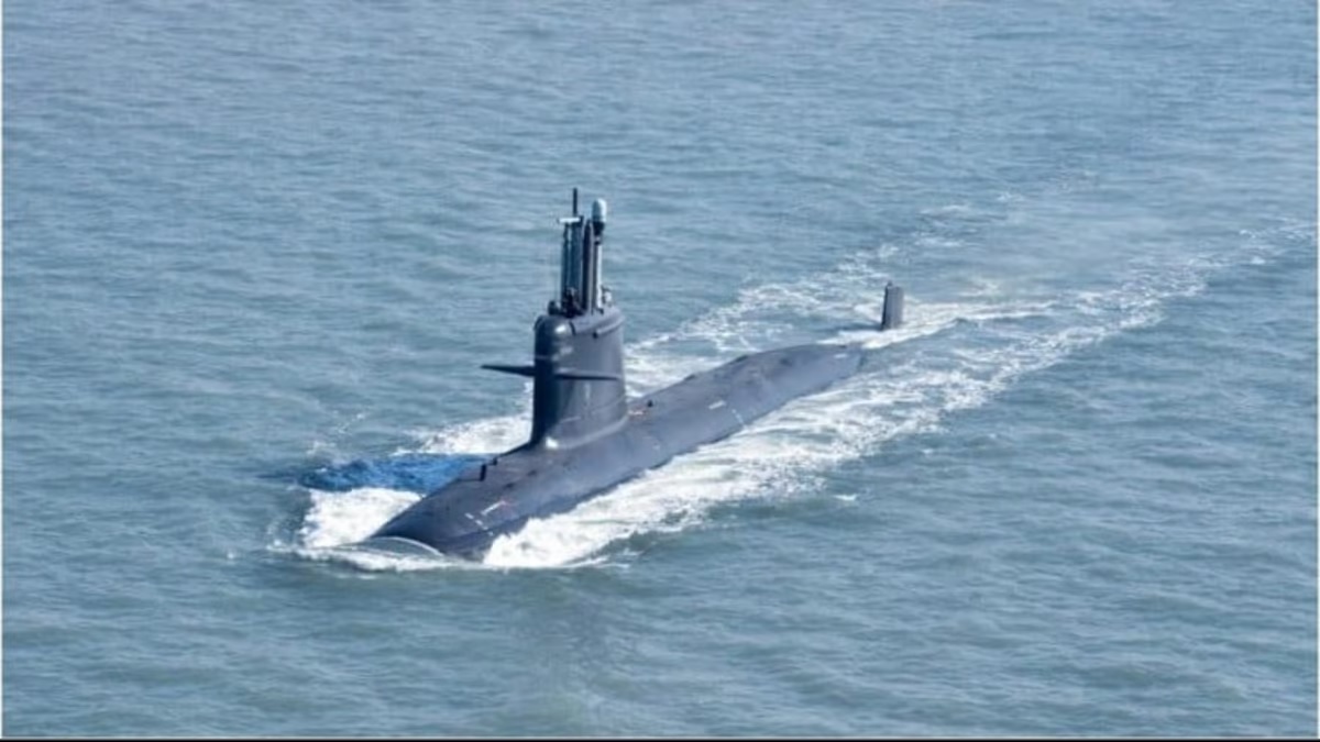 indian-navy-calvary-class-submarine-yard-11879-handed-over-to-navy-indias-strength-at-sea-increased