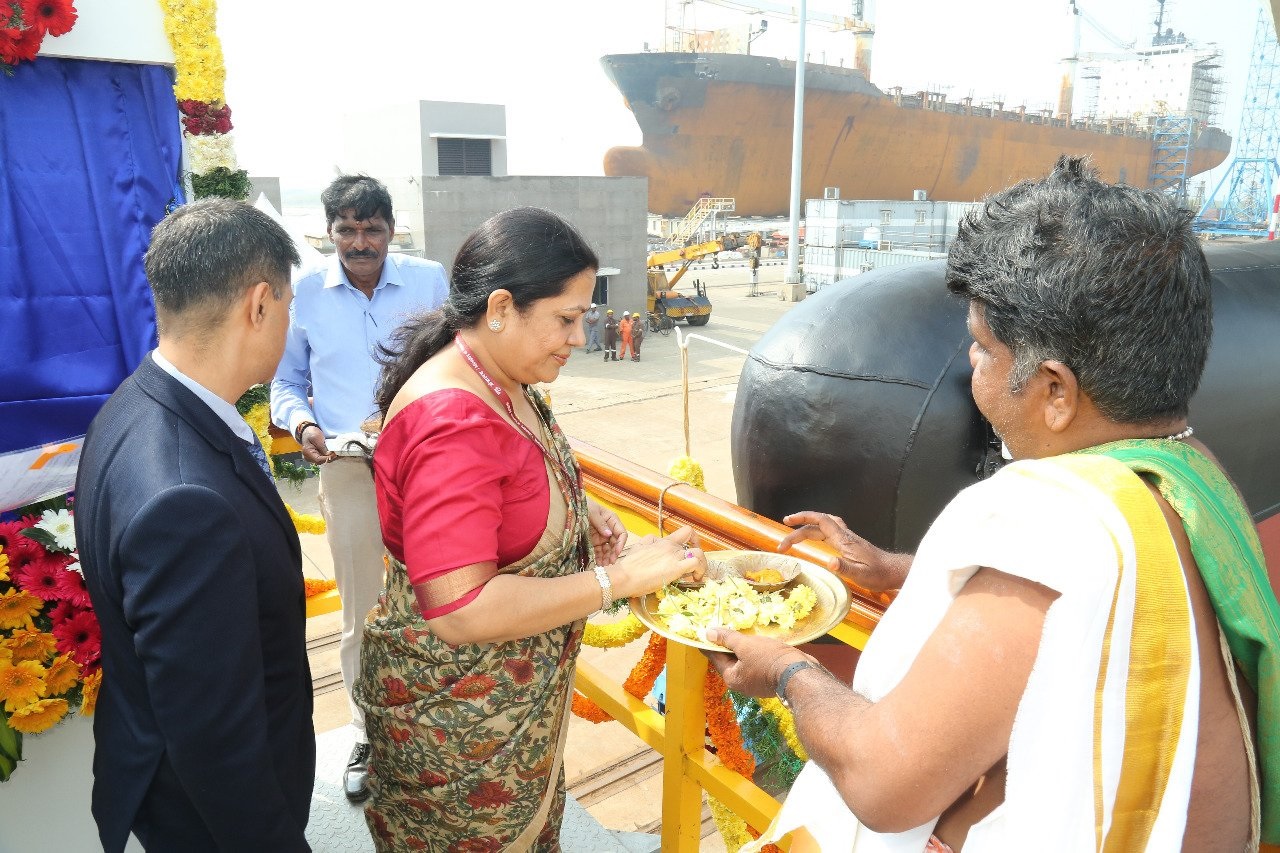 in-the-eyes-of-the-enemy-what-will-be-called-a-silent-ship-will-be-hunted-by-peace-at-sea