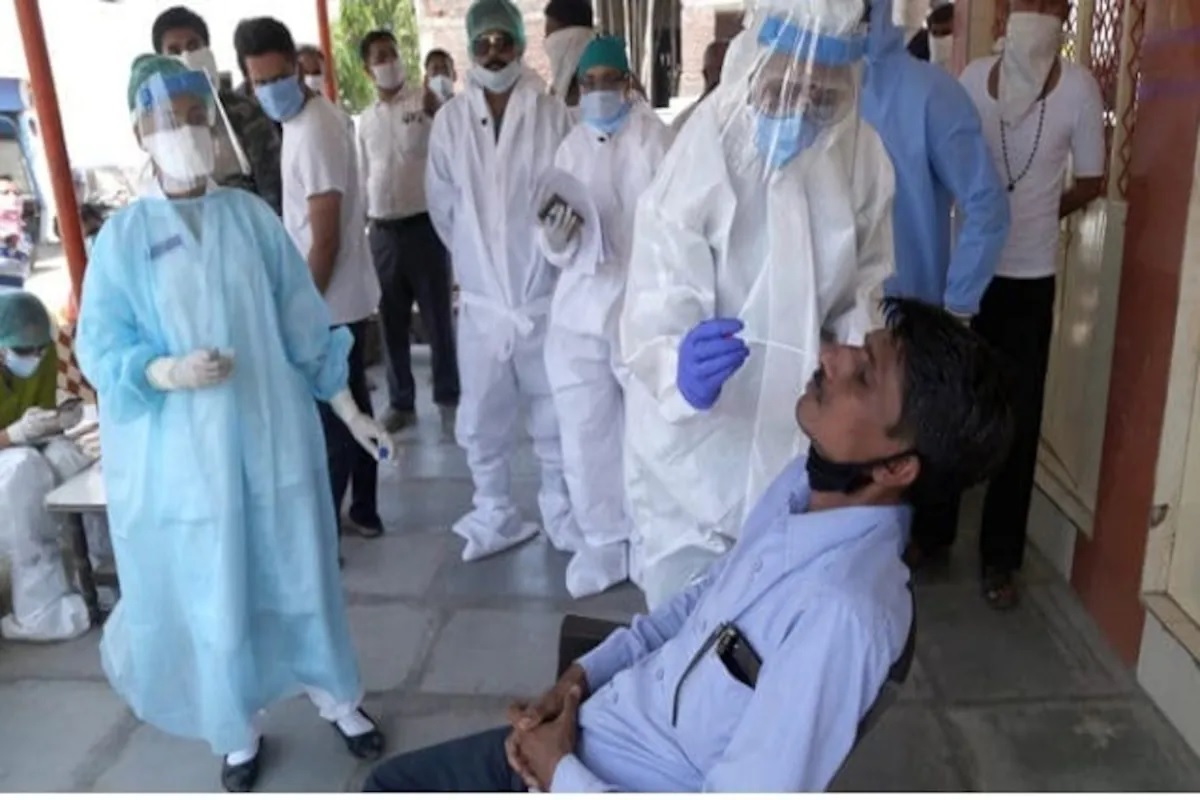 rt-pcr-test-may-become-mandatory-from-new-year-rules-will-apply-to-these-people