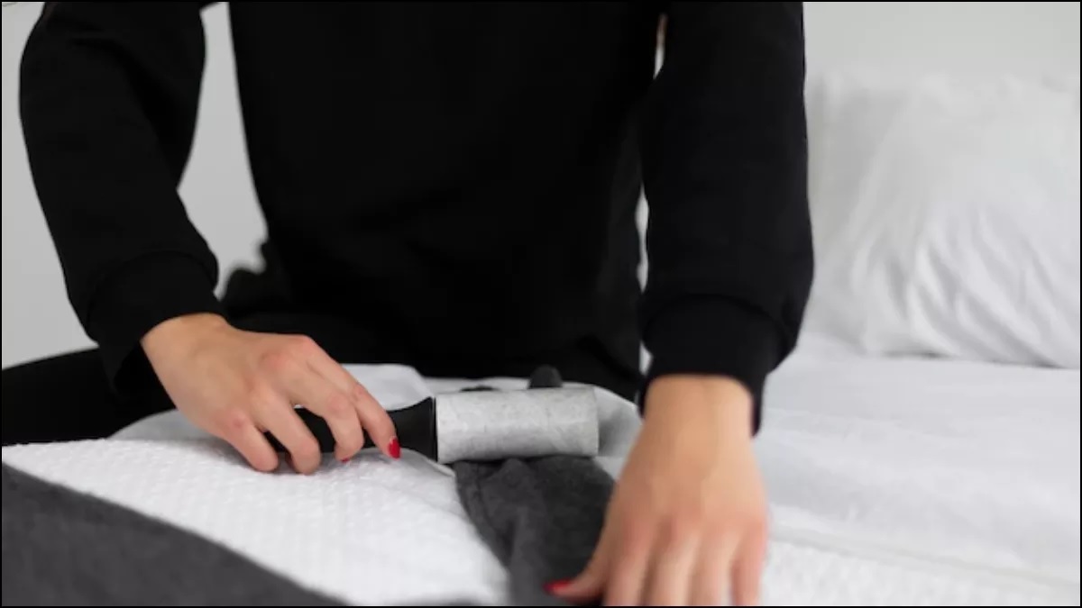 Take special care of warm clothes in winter, make them look like new and shiny with these simple tips