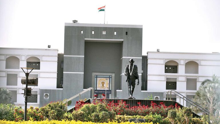 gujarat-high-court-sent-contempt-notice-to-9-judges-in-45-year-old-case-know-what-is-the-case