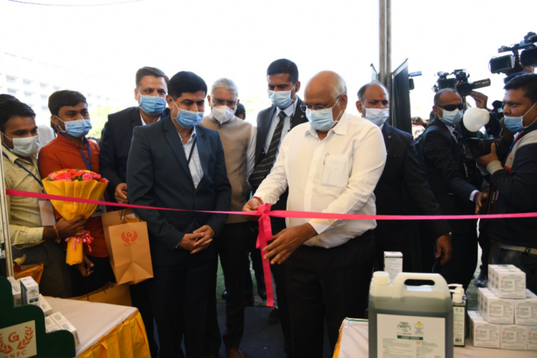 ahmedabad-flower-show-flower-show-inaugurated-by-chief-minister-bhupendra-patel-see-amazing-pictures-of-sculptures-made-of-flowers