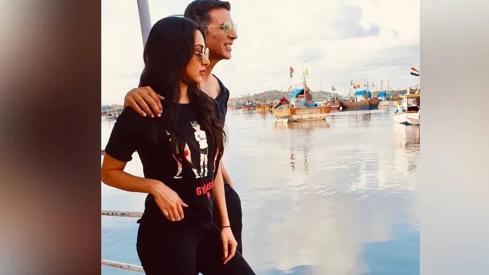 Kiara is seen in a black outfit for a beautiful new year take inspiration from her looks