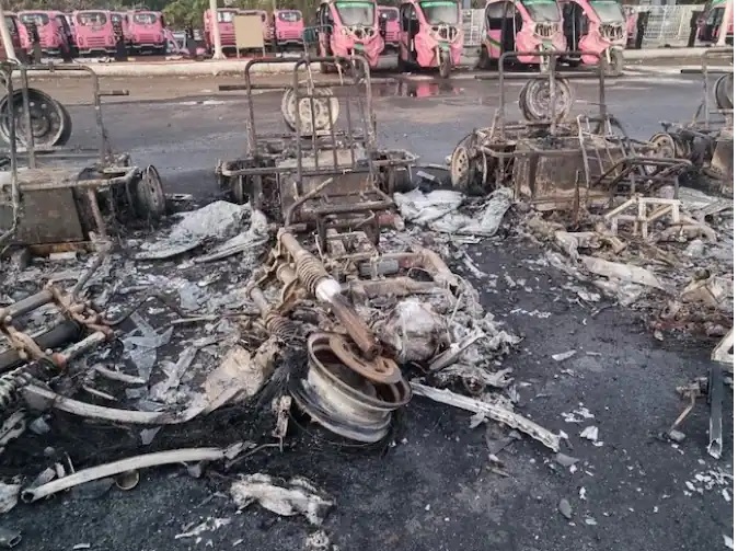15 electric auto-rickshaws caught fire near Statue of Unity, all vehicles gutted