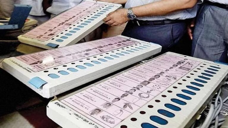 Uproar in Kakadkuwa village of Valsad with allegations of EVM tampering, district collector clarified