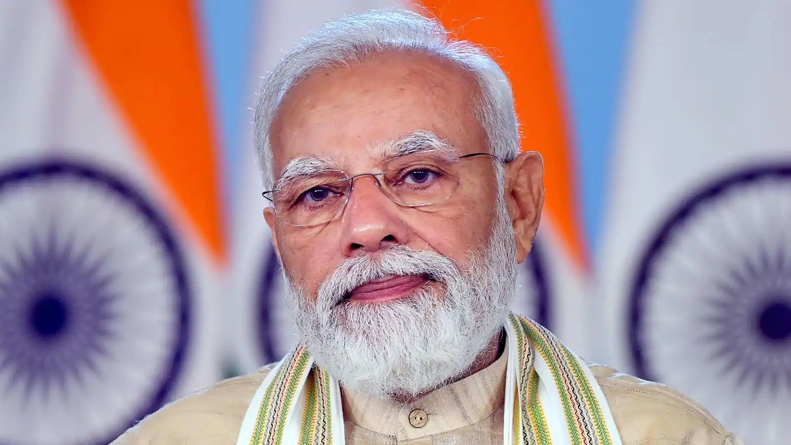 pm-modis-first-speech-after-bidding-farewell-to-mother-know-what-he-apologized-for
