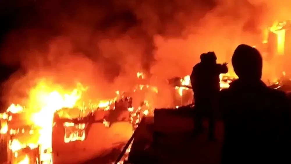 fierce-fire-in-pharma-companys-lab-4-workers-killed-cm-announces-compensation