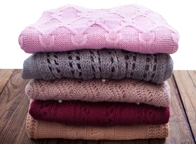 Take special care of warm clothes in winter, make them look like new and shiny with these simple tips