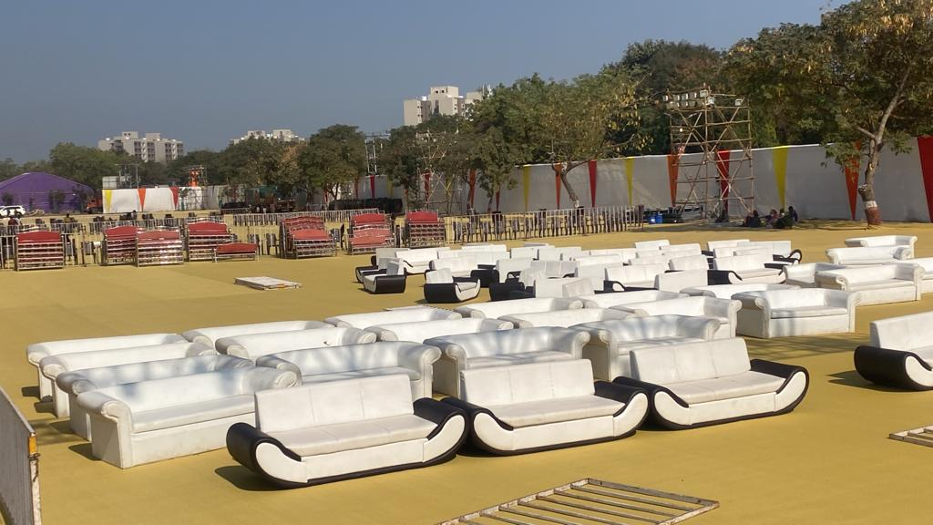 hanuman-chalis-yuva-katha-will-be-organized-tomorrow-at-rajkots-racecourse-ground-arrangements-have-been-made-to-seat-thousands-of-people