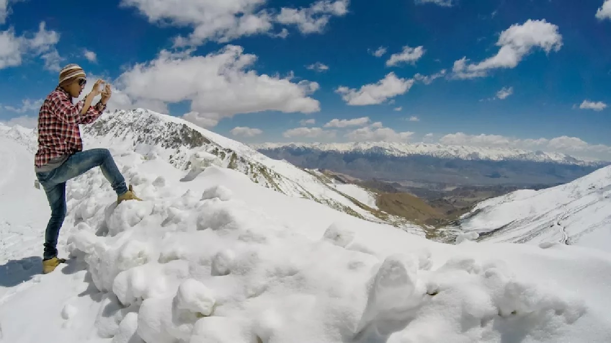 visit-these-beautiful-places-to-enjoy-the-snowfall-on-new-year