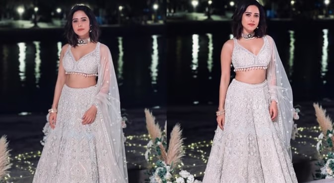 you-can-get-ready-for-engagement-like-this-pastel-colored-lehengas-will-look-very-beautiful