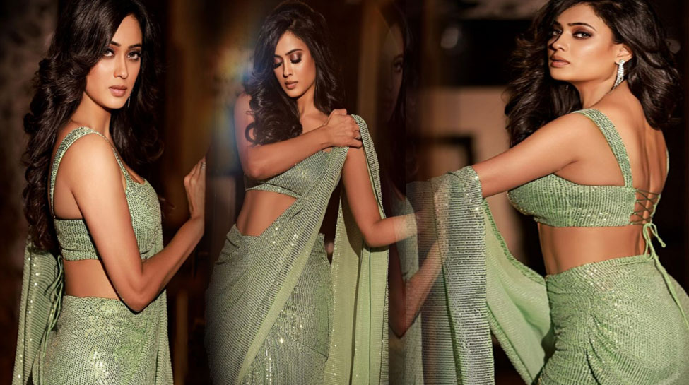 If you want to look young like this star, carry a traditional outfit in this style