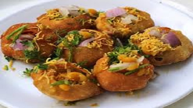 Have you eaten urad dal golgappa? Since 1984, the same taste, know space and specialty