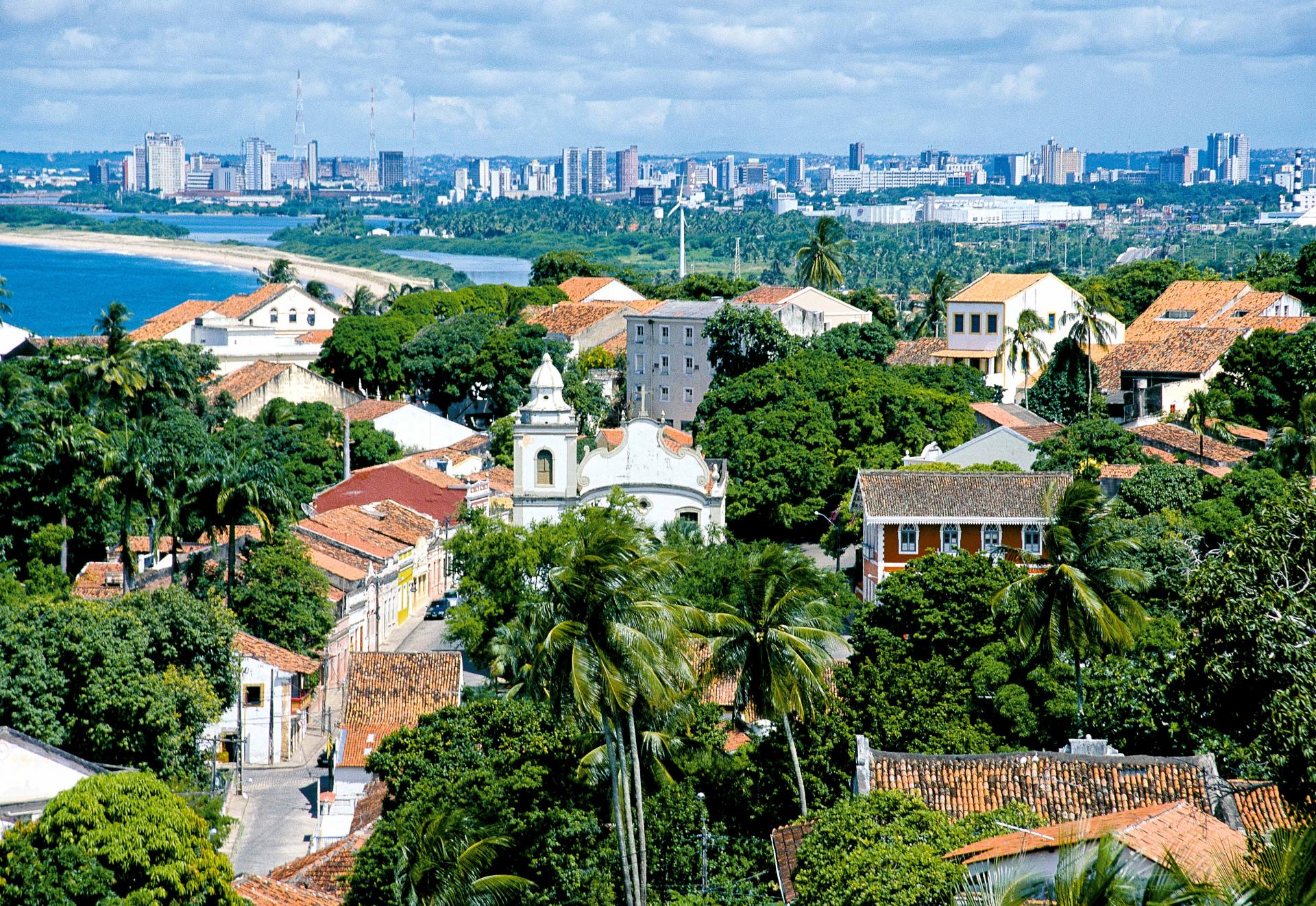 This Brazilian city is called Capital Of Happiness! You will also appreciate seeing the beauty