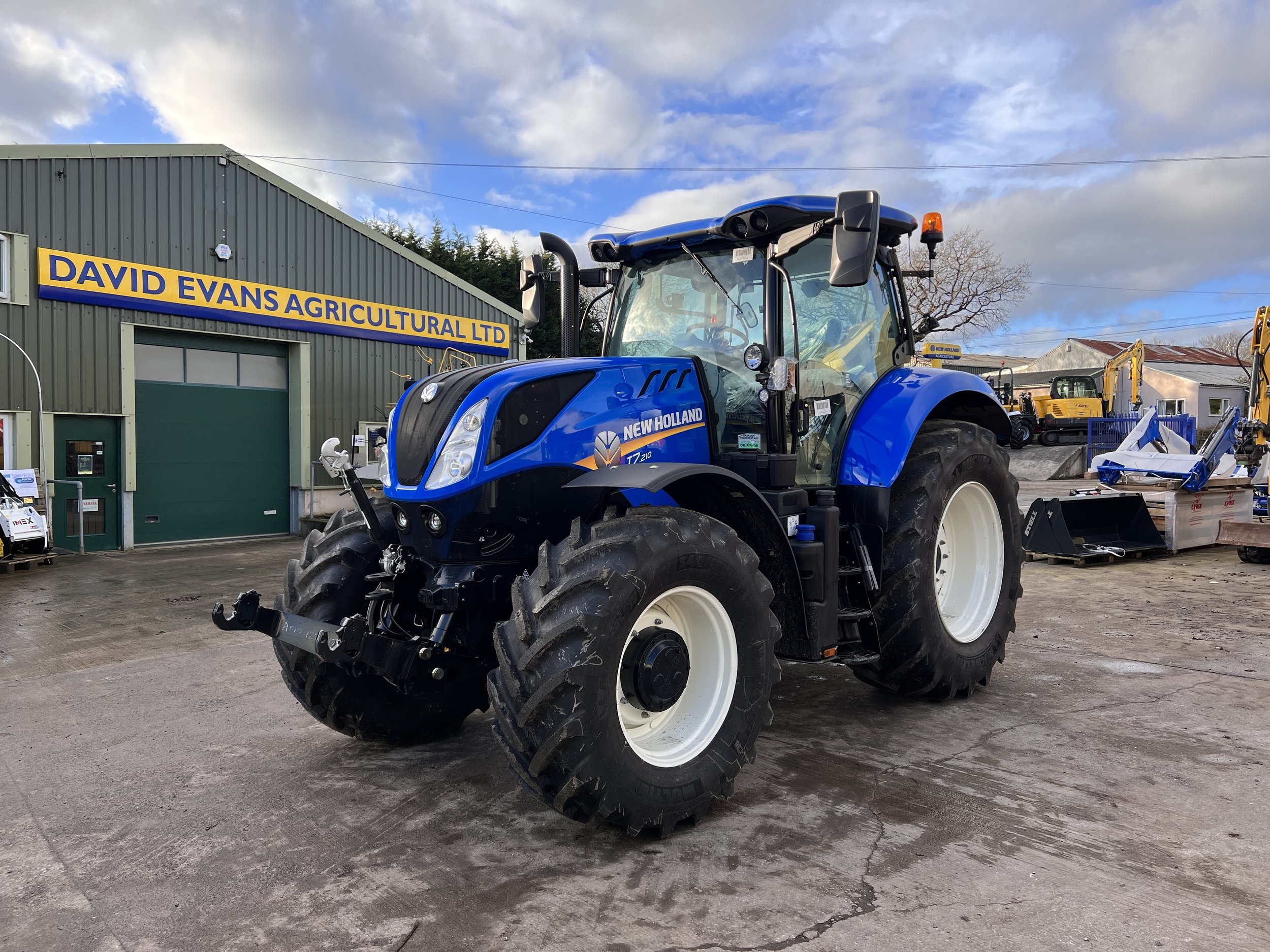 This tractor runs not on diesel but on cow dung, the features will surprise you