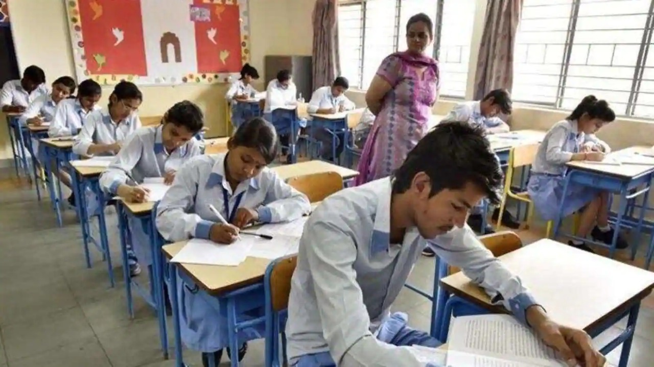 GSEB Announces Class 10th & 12th Exam Dates, More Than 16 Lakh Students Will Appear