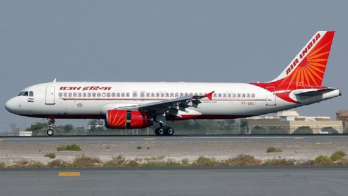 A flight from Delhi to Paris made an emergency landing at IGI Airport, 218 passengers were on board