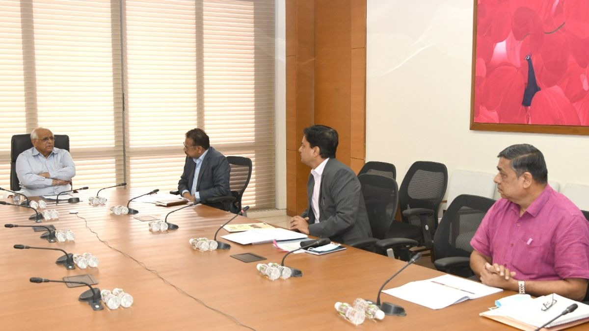 A high-level meeting held in Gandhinagar approved the multi-crore project for the development of pilgrimage sites