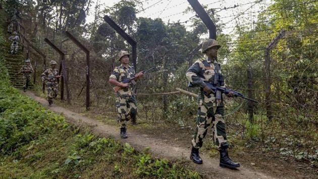 BSF has arrested three Bangladeshi smugglers with goods worth lakhs of rupees