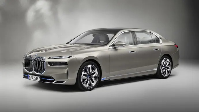 New Generation BMW 7 Series and i7 Launched in India, Know Price and Features