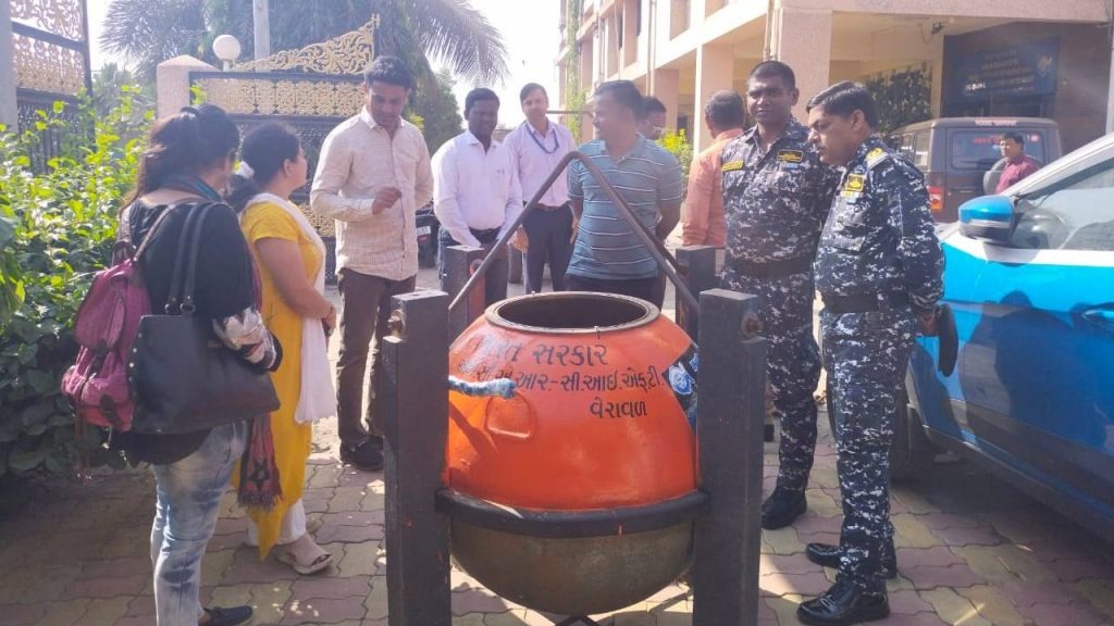 Wave Rider Buoy Observation System installed in Somnath sea, will get accurate information about sea weather