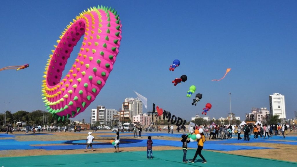 Colorful kites including Batman, Octopus became center of attraction at Gir Somnath Kite Festival