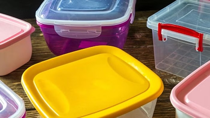 Got greasy kitchen utensils? Clean this way with the help of tea